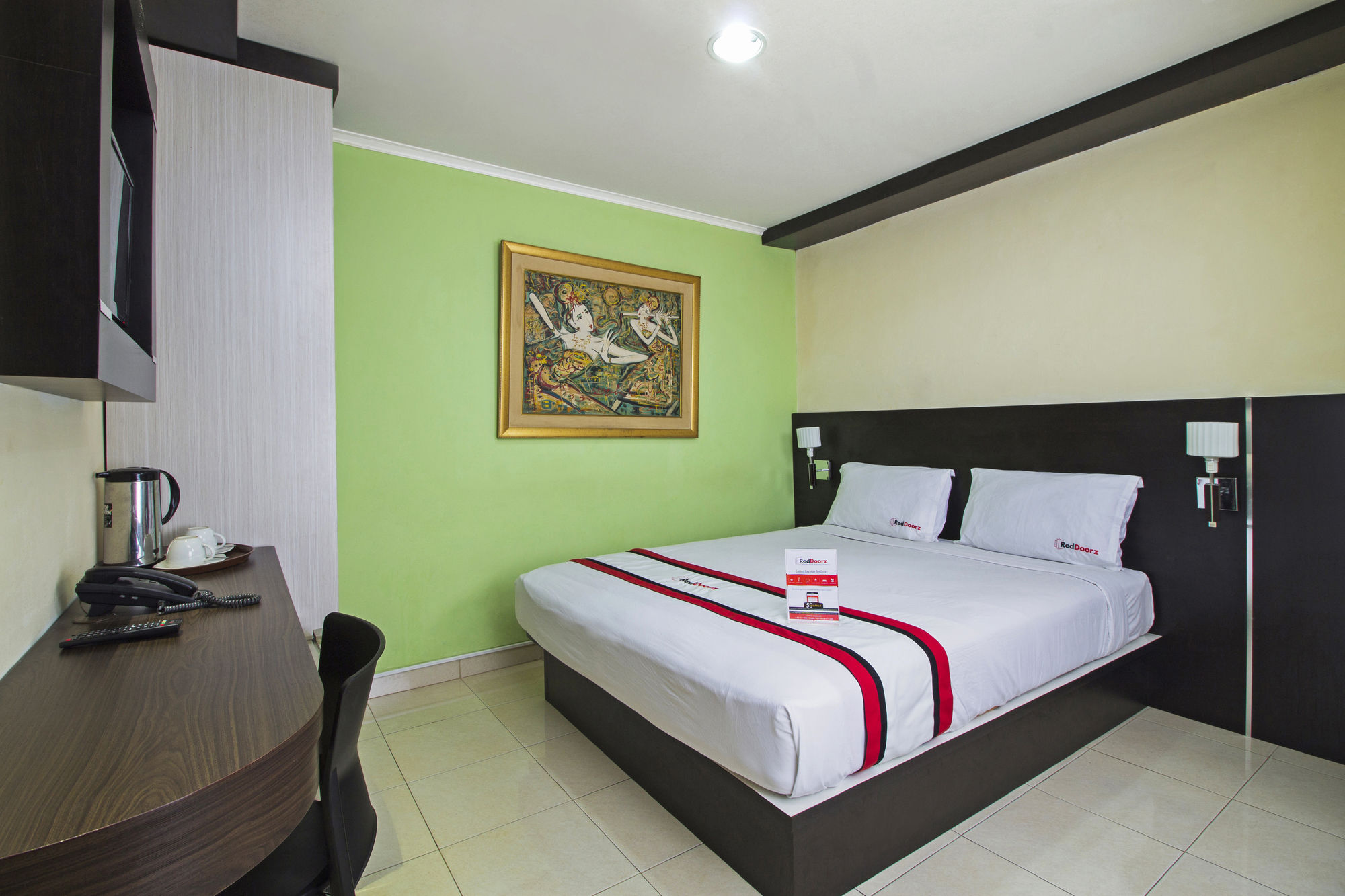 Reddoorz Plus @ Karet Setiabudi Giacarta Esterno foto