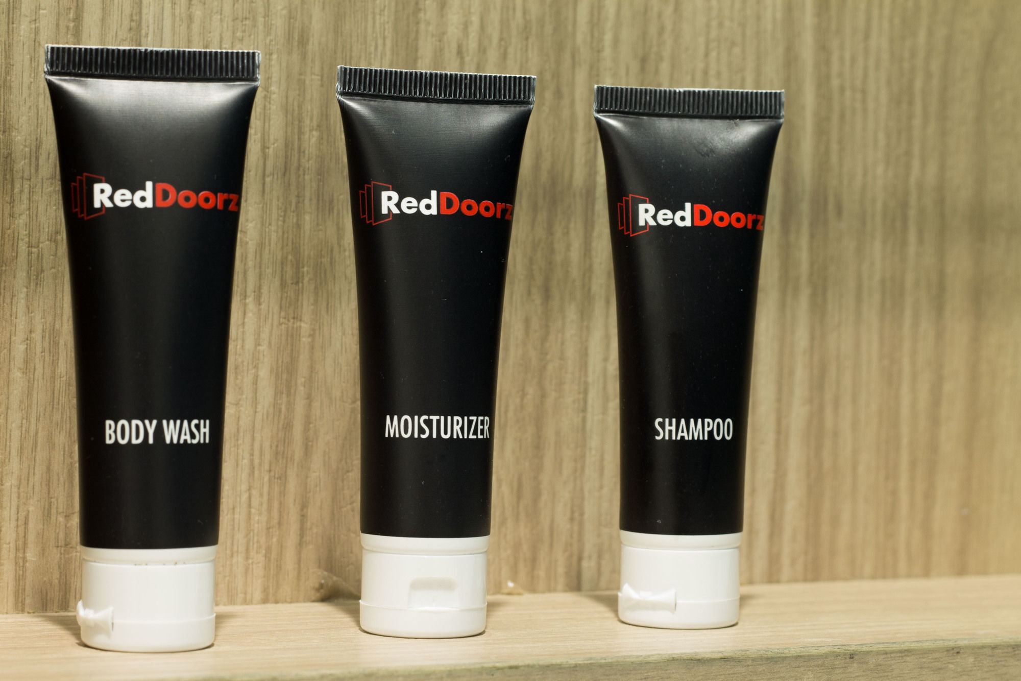 Reddoorz Plus @ Karet Setiabudi Giacarta Esterno foto